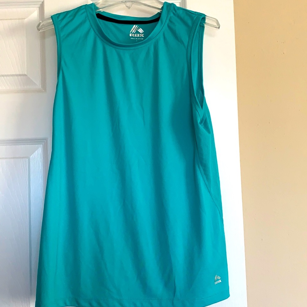 NWOT rbx Sleeveless athletic tank with side vents